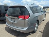 Used 2018 Chrysler Pacifica Touring-L w/ Tire & Wheel Group image 5