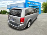 Used 2019 Dodge Grand Caravan SXT image 3