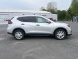 Used 2020 Nissan Rogue S image 4
