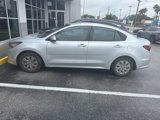 Used 2019 Kia Rio S image 3