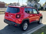 Used 2019 Jeep Renegade Latitude w/ Popular Equipment Group image 4