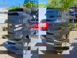 Used 2021 Chevrolet Equinox LT image 2