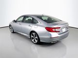 Used 2018 Honda Accord Touring image 3