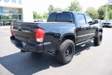 Used 2017 Toyota Tacoma TRD Sport image 3