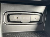 Used 2023 Hyundai Venue SEL image 6