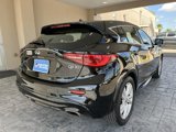 Used 2018 INFINITI QX30 image 5