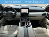 Used 2018 Lincoln Navigator L Select image 3