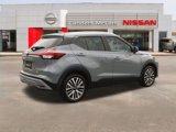 Used 2023 Nissan Kicks SV image 3