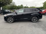Certified 2019 Toyota Highlander LE image 6
