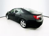 Used 2012 Toyota Camry SE image 4