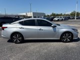 Used 2022 Nissan Altima 2.5 SV image 2