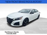 Used 2023 Nissan Altima 2.5 SR w/ SR Premium Package image 3