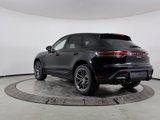 Used 2024 Porsche Macan image 3