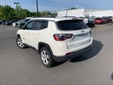 Used 2021 Jeep Compass Latitude image 3