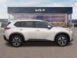 Used 2021 Nissan Rogue SV image 3