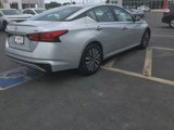 Used 2023 Nissan Altima 2.5 SV image 4