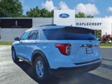 Certified 2021 Ford Explorer XLT image 3