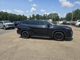Used 2020 Toyota Highlander LE image 3