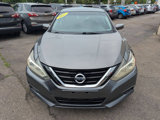 Used 2017 Nissan Altima 2.5 SV image 2