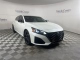 Used 2023 Nissan Altima 2.5 SR image 3