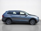 Used 2019 Volkswagen Tiguan SE w/ Panoramic Sunroof Package image 2