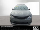 Used 2020 Chrysler Pacifica Touring-L Plus image 2