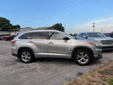 Used 2015 Toyota Highlander XLE image 2