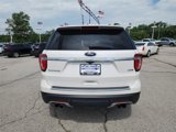 Used 2019 Ford Explorer Platinum image 3