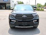 Certified 2022 Ford Explorer XLT w/ Equipment Group 202A image 6