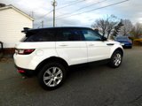 Used 2018 Land Rover Range Rover Evoque SE image 4