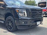 Used 2019 Nissan Titan SV w/ Midnight Edition image 4