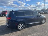 Used 2017 Chrysler Pacifica Touring-L Plus image 5