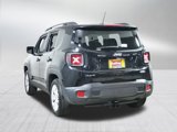 Used 2015 Jeep Renegade Latitude w/ Cold Weather Group II image 5