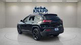 Used 2018 Jeep Cherokee Latitude w/ Altitude Package image 3