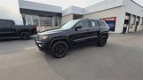 Used 2018 Jeep Grand Cherokee Laredo image 4