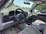 Used 2005 Ford F350 XL image 3