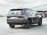 Used 2024 Jeep Grand Cherokee Altitude image 5