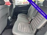 Used 2017 Ford Fusion SE w/ Fusion SE Technology Package image 6