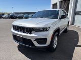 New 2025 Jeep Grand Cherokee Laredo w/ Luxury Tech Group I image 3