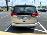 Used 2017 Chrysler Pacifica Touring-L w/ Tire & Wheel Group image 4