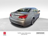 Used 2012 Toyota Avalon Limited image 5
