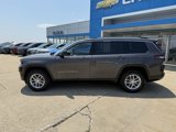 Used 2023 Jeep Grand Cherokee L Laredo image 2