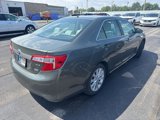 Used 2014 Toyota Camry Hybrid image 2