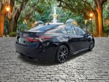 Used 2022 Toyota Camry SE image 3