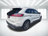 Used 2020 Ford Edge Titanium image 5