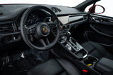Certified 2025 Porsche Macan image 4