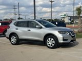 Used 2017 Nissan Rogue S image 5