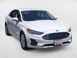 Used 2020 Ford Fusion SE image 3