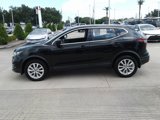 Used 2021 Nissan Rogue Sport S image 4