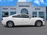 Used 2022 Dodge Charger SXT image 2